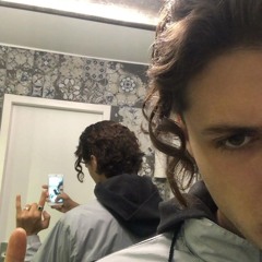 2 Sitza x Bathroom Remix