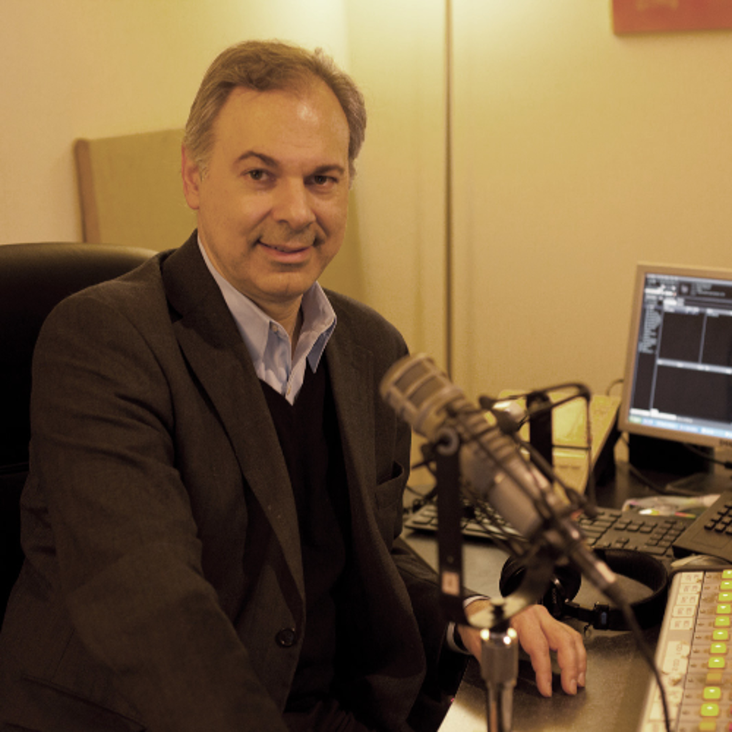 “Musical Masterworks” with Mike Stratis – Syros and Vamvakaris, A Summer Experience 8/19/25