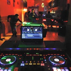 Trap Banda Corridos , Guarachaa Pa Bailar