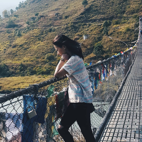 THUNDER CLAP  SUJIN RINZIN LHAMO.mp3