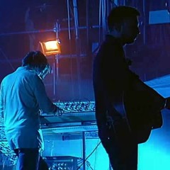 Radiohead- How To Disappear Completely (Live)