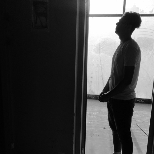 حاتم العراقي - عليكم جذب الكال اني مرتاح - YouTube.flv ( 256kbps cbr ).mp3