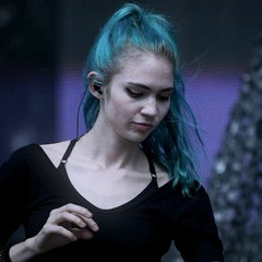 Grimes - Midnight (Early Demo from lost 2013 album)