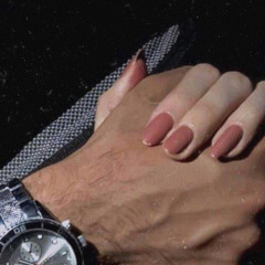 يَا كثر حبِك بقلبي ، ويَا حلو قلبي فيكِ💍♥️♥️.