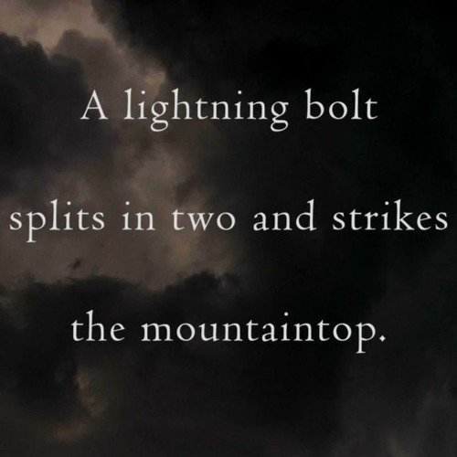 A Lightning Bolt [naviarhaiku337]