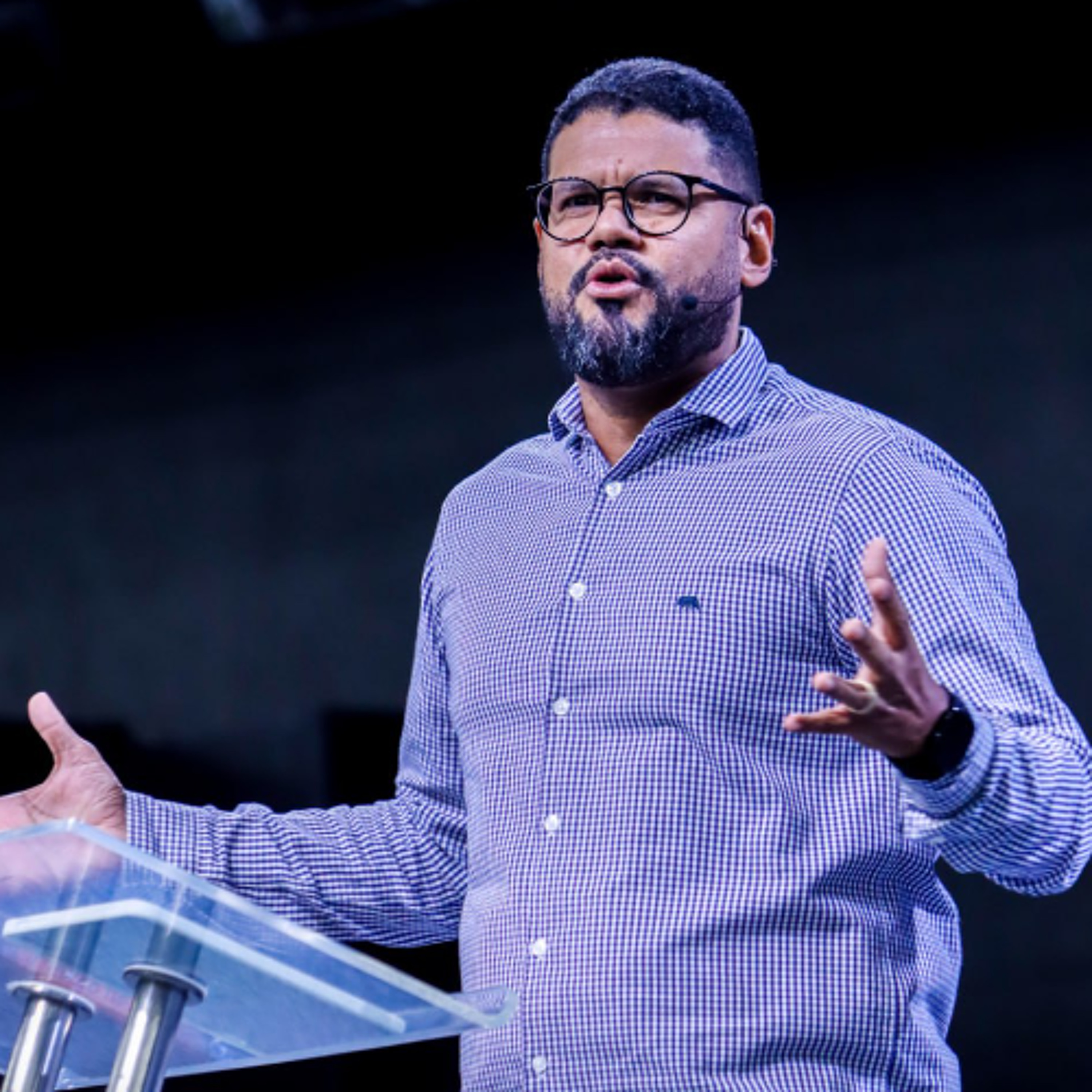 A Bíblia além da letra: informação não transforma, revelação sim - Marconi Raulino