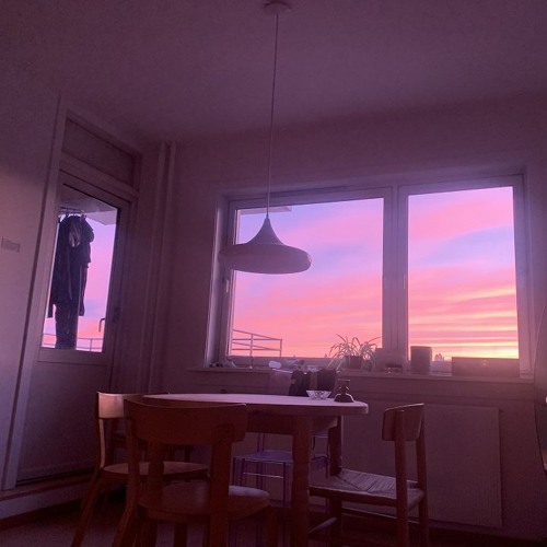 Smerz: Bored in my room playlist 070425