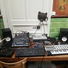 à gauche après la cuisine (live dimanche mix)