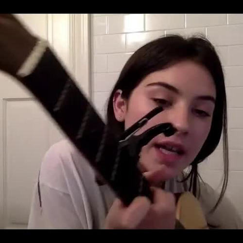 Gracie Abrams - Broken Kind Of Love (Unreleased)