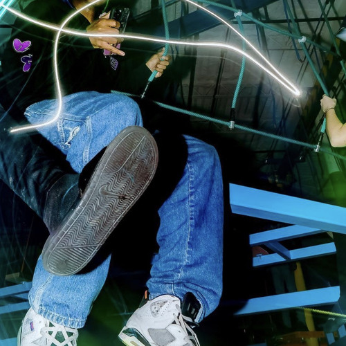 Kickinshii ft. dtsshluttty