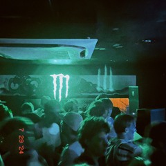 LIVE AT CAFE CHAUD-MORZINE- MAX MASON