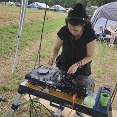 Offberta du bist scheiße.