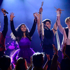 Stand Tall (empty arena) Julie and the Phantoms