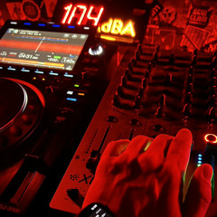 Mark Flecher @Gare Porto (24/05/24).mp3