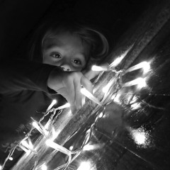 Meanwhile, in Mada... (voice + guitar)