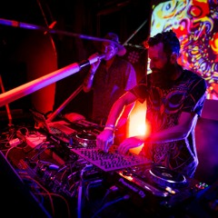 Laurie Powis & Tribal Freque @ HeapsKeen NYE2023