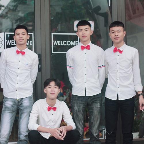 Đắng Cay Tuổi Đôi Mươi & Em Làm Gì Sai Remix