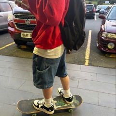 Skateboard (feat. moone)