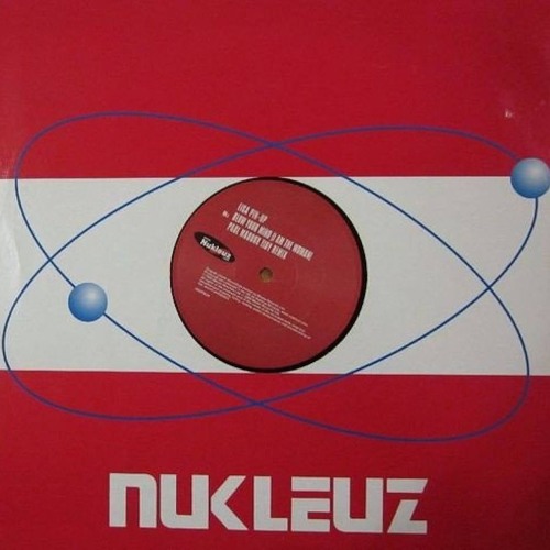 lisa pin up blow your mind ( I am the woman)