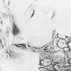 COCO MAGGIA – Embodied Sound @ RoomToGrow, Berlin (14.11.25)