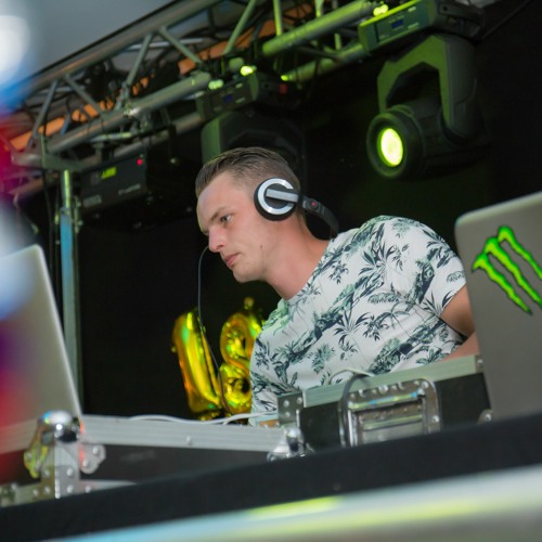 Afbraakwerken Dj H.E.X ZWARTE CROSS MIXTAPE LIVE