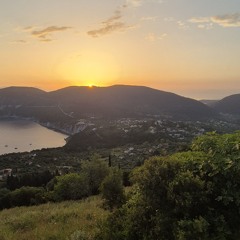 10 - North Itháki quietly awakes