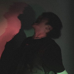 是你. 政学Zed-X 卸下了防備 是我的不對 我沒能抱緊你 虛偽的勇氣 說出的那句 沒意義的愛你 或許是距離讓之間產生了 無邊的境界 Oh~~~ 我沒能抱緊你 在無盡的夜裏 我沒能抱緊你 這無盡的黑