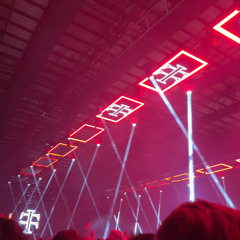 𝙏𝙃𝙄𝙎 𝙄𝙎 𝙒𝘼𝙍