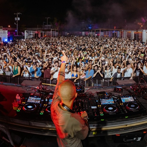 Dennis Cruz - Music On - Factory Town - 12-3-2022