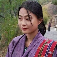 Nge Semki Rewa by Kinzang Lhamo & Yangtsep Jangchub Dorjee.mp3