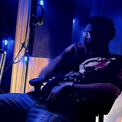 Red Light (ft. Wholelottabenji$)