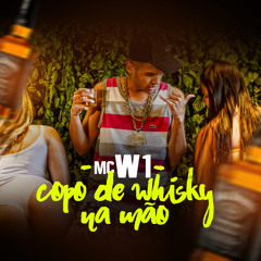 Copo de Whisky na Mão