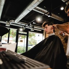 Sharpen Your Skills: A Guide to Barber Classes and Courses Near You