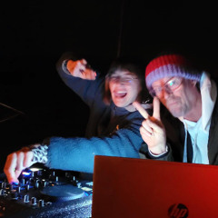 Hiddensee Beach anbaden 2025 April Hanna Rolex b2b