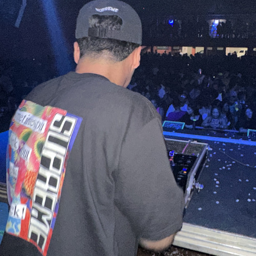 ELA GOSTA DE BAILE DE MARGINAL [ MC RODRIGO DO CN, MC LEON E MC MAGRINHO ]