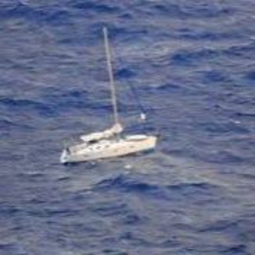 47-year-old man spends 20 days at sea without food. How did he survive?