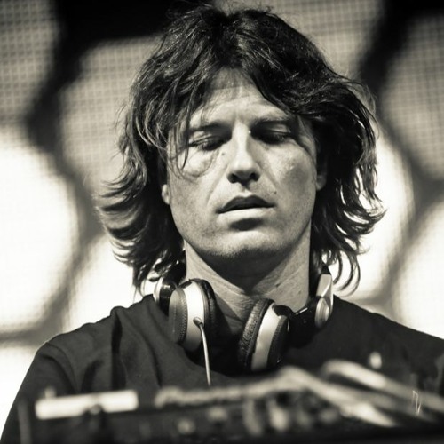 Hernan Cattaneo - Live @ Metrodance, Metro 95.1, 03.08.2003