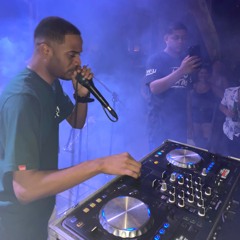 MC CAJA - EU FICO MEIO SEM JEITO [ DJ LC DO MARTINS ]