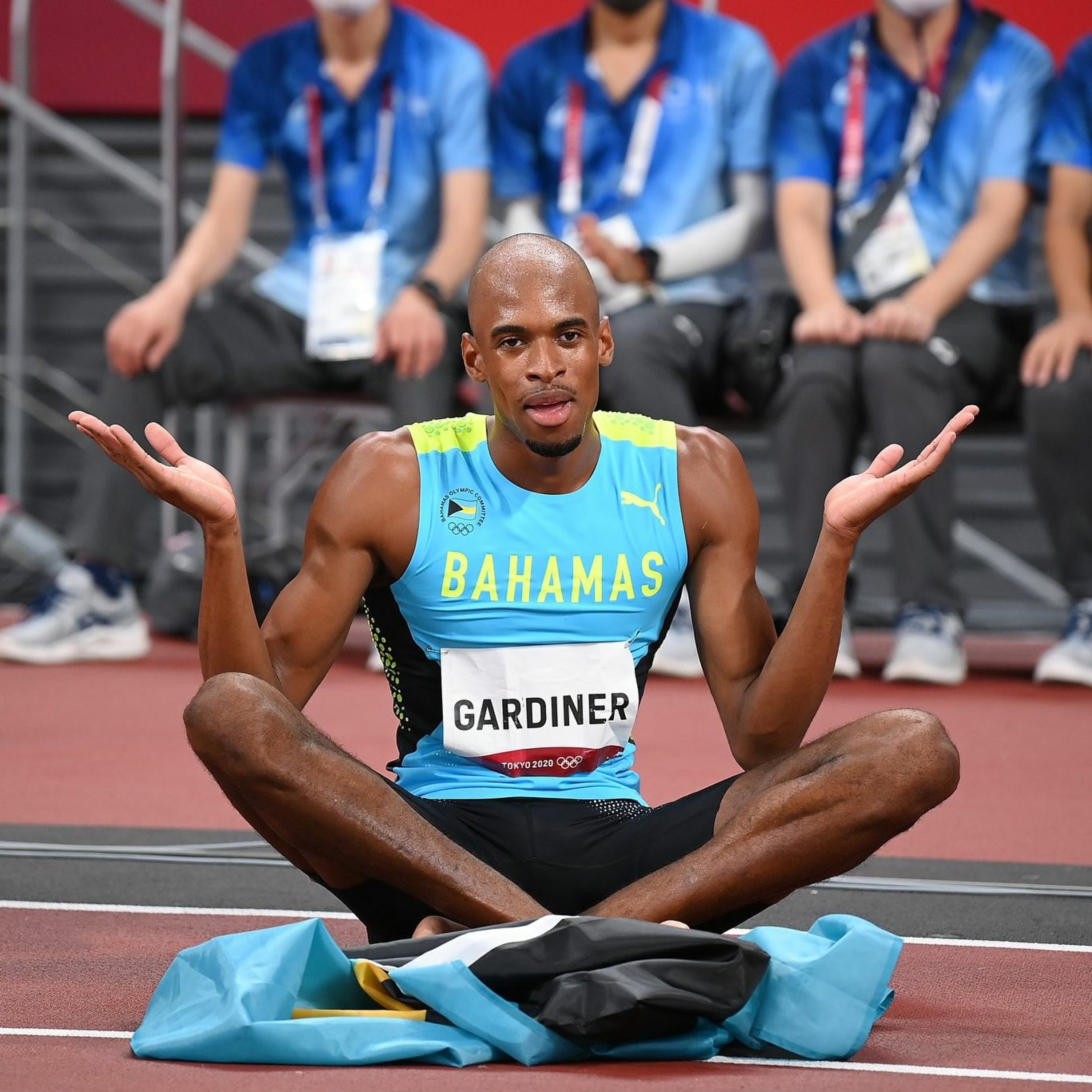 BAHAMAS JUST WON GOLD🏅🇧🇸 MIDDAY MASHUP 05-08-21 POWER 104.5 FM @DAFUTURE242