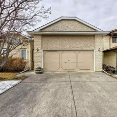 Discover Luxurious Living Homes For Sale In Heritage Pointe, Calgary  JOEBADIN