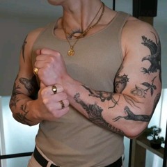 Retroyse x Lowa - Раздевайся