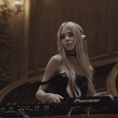 Bella Kri - Live / Melodic Techno & Progressive House Mix [2024]