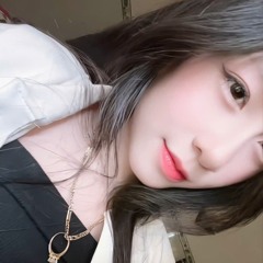 Thương Em Bờ Vai Nhỏ Nhoi