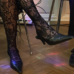 kitten heels