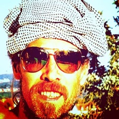 Clownin around inda Club