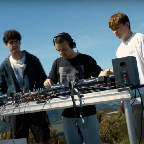 TRIDENT: Live From Mt Cargill