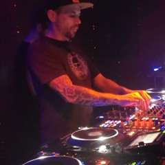 StayAtHomeWithVinyl #01