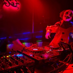 01 Deep exploring in action 001.wav