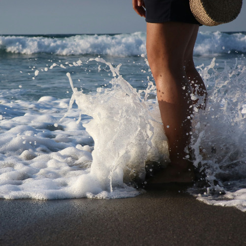 Stepping on the Waves