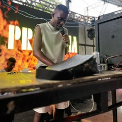 SOBE MOTO ROUBADONA E TOMA PIRU DOS NEUROSE - DJ SOMÁLIA DO FONSEQUISTÃO